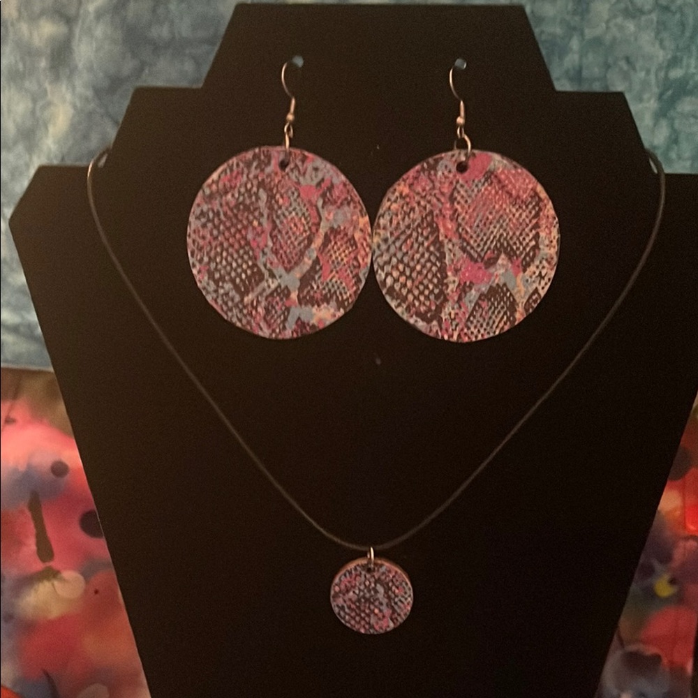 Pink and Silver Textured Necklace